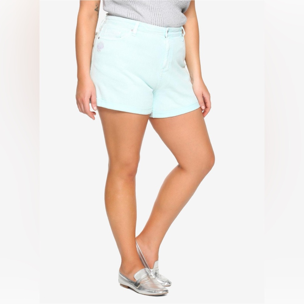 Hot Topic Her Universe Disney Little Mermaid Pastel Mint Shorts Plus Women’s 24